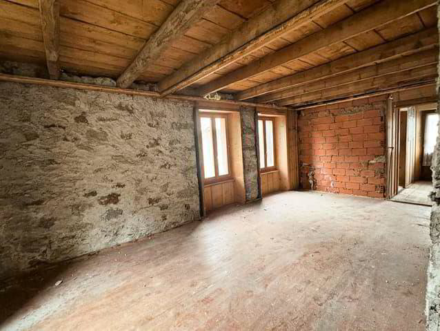 Ufficio & Commercio di 5 locali in vendita a Praz-de-Fort - immagine 1/6
