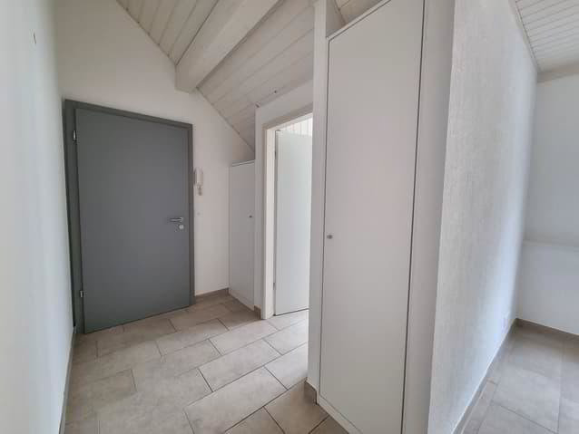 1 Zimmer Wohnung zu vermieten in Roche VD - Bild 1/6