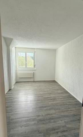2.5 Zimmer Wohnung zu vermieten in St. Ursen - Bild 1/5