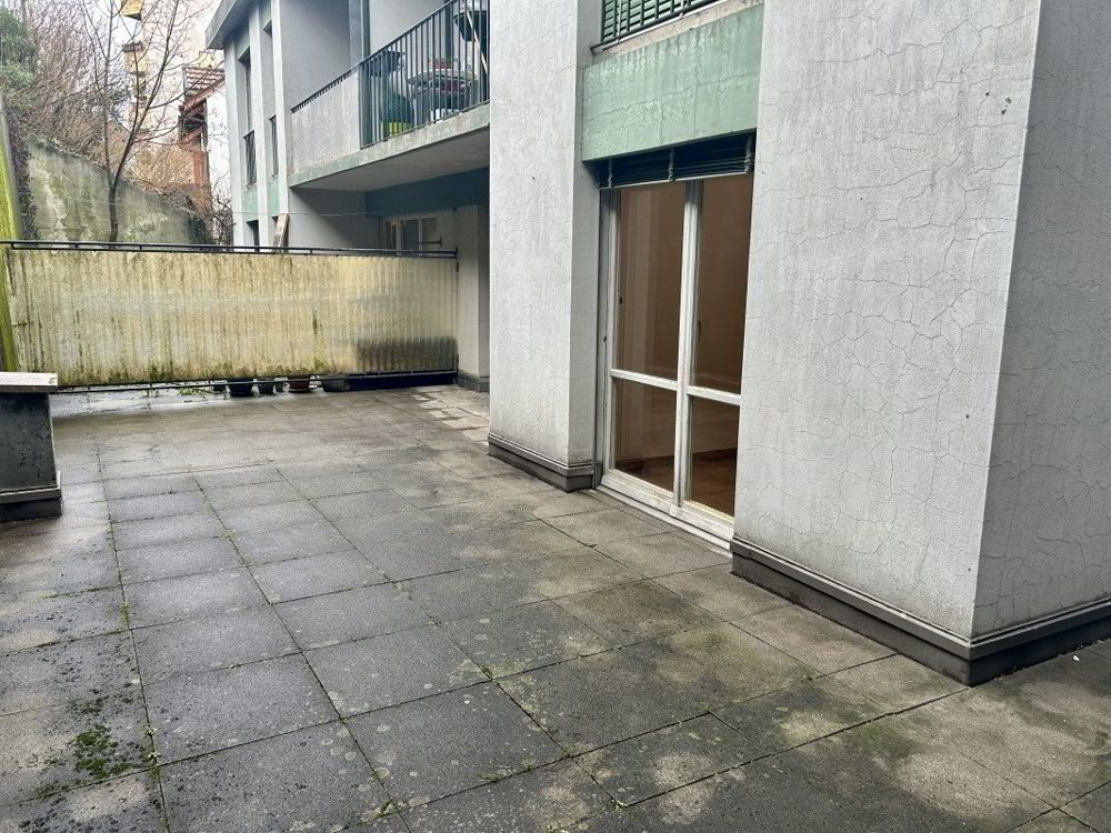 Appartement 4 pièces à louer à Peseux - image 1/5