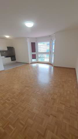 Appartement 1.5 pièces à louer à Martigny - image 1/5