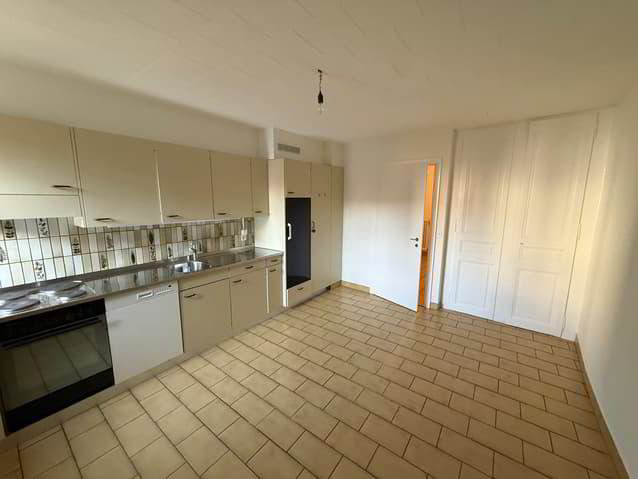 Logement de 5.5 pièces au 1er étage avec cave - Ansicht 4