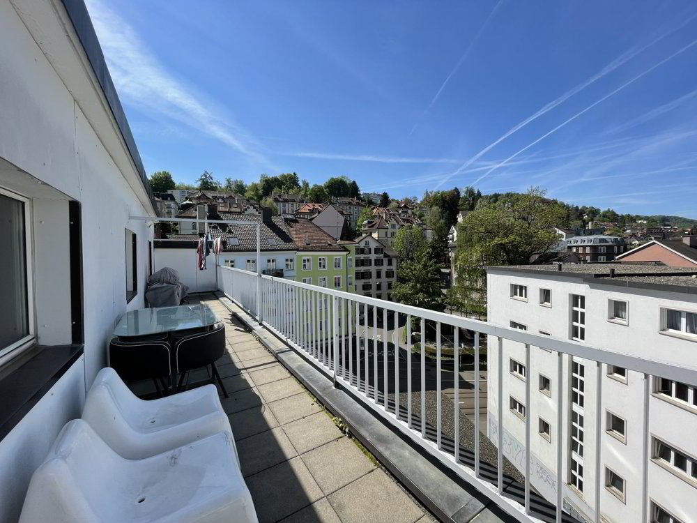 4 Zimmer Wohnung zu vermieten in Saint-Gall - Bild 1/8