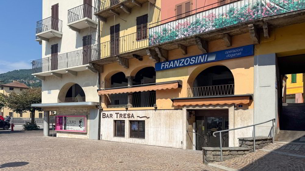 3 Zimmer Büro zu vermieten in Ponte Tresa - Bild 1/6