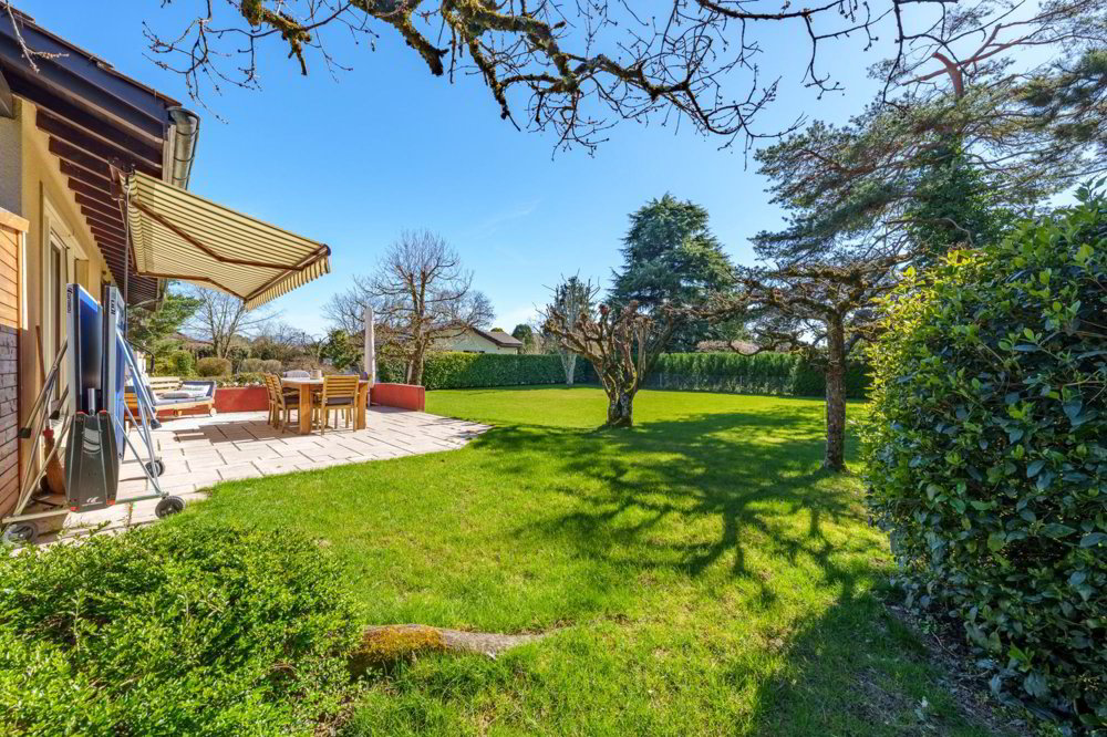 Casa di 5 locali in vendita a Prangins - immagine 1/9