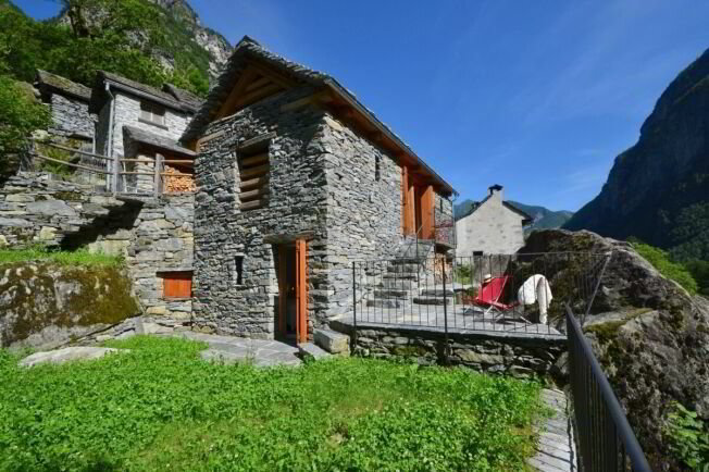 Maison null pièces à acheter à Cavergno - image 1/1