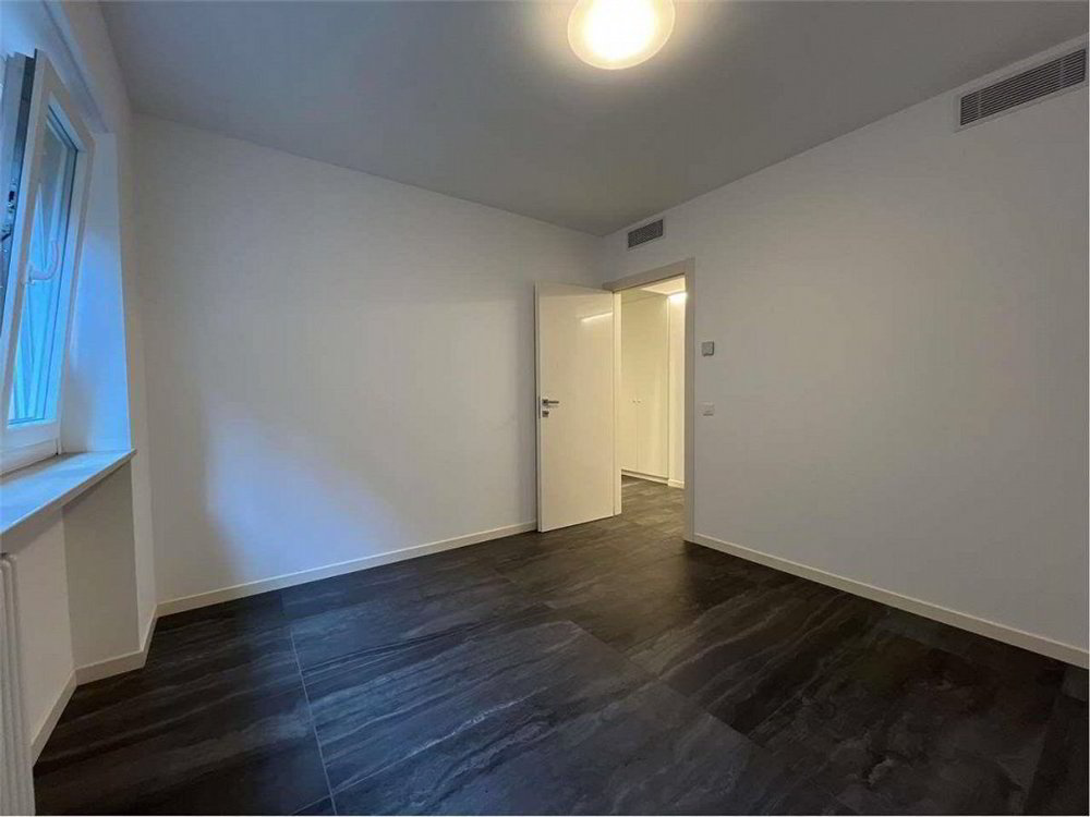Appartement 3.5 pièces à acheter à Lugano - image 1/4