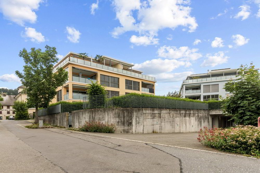 Appartamento di 3 locali in vendita a Uznach - immagine 1/31