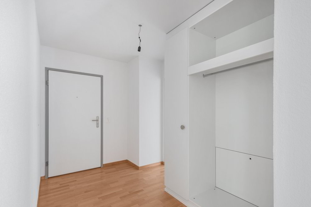 Appartement 3 pièces à louer à Bonstetten - image 1/10