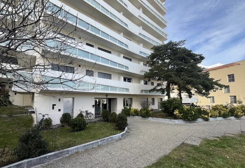 Appartement 1 pièces à louer à Sierre - image 1/5