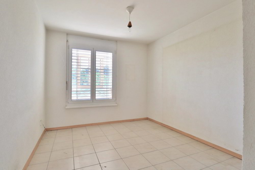 Casa di null locali in vendita a Yverdon-les-Bains - immagine 1/13