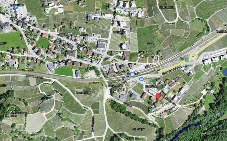 Parking, garage null pièces à louer à Salgesch - image 1/3