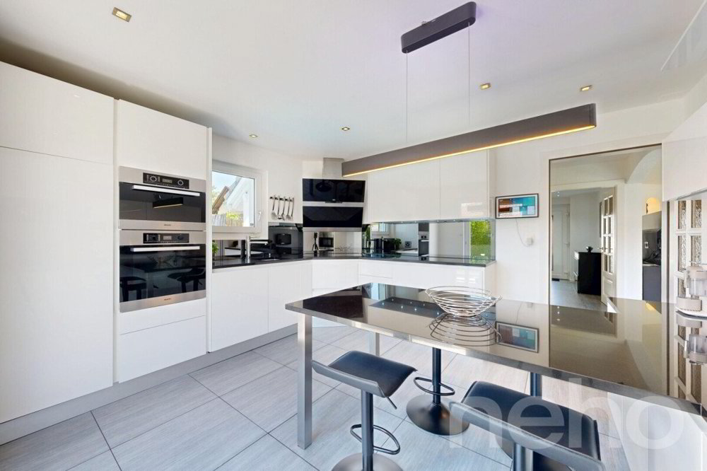 Casa di 7.5 locali in vendita a Bossonnens - immagine 1/12