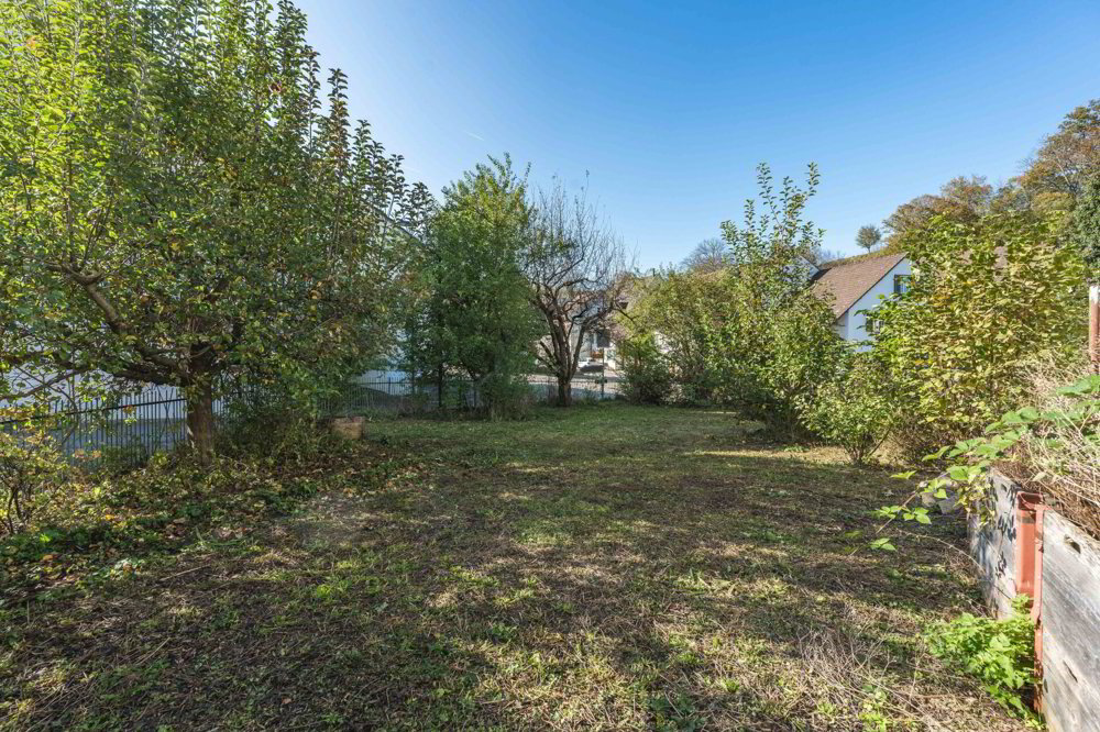 14 Zimmer Haus zum verkaufen in Bennwil - Bild 1/15