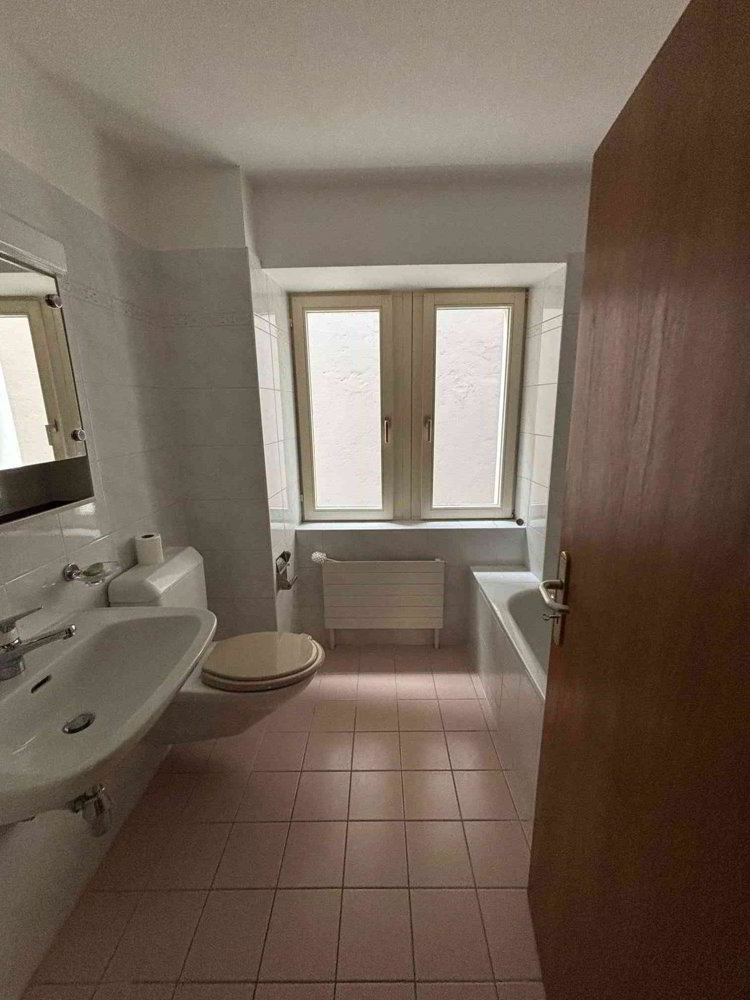 3.5 Zimmer Wohnung zu vermieten in Piotta - Bild 1/8