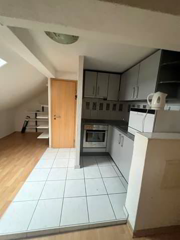 Appartement 1 pièces à louer à Bienne - image 1/7