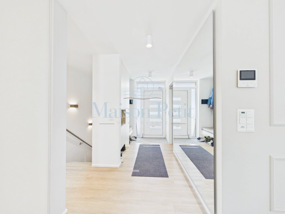 Maison 7 pièces à acheter à Dübendorf - image 1/13