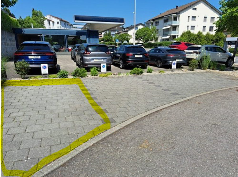 Parking, garage null pièces à louer à Sursee - image 1/2