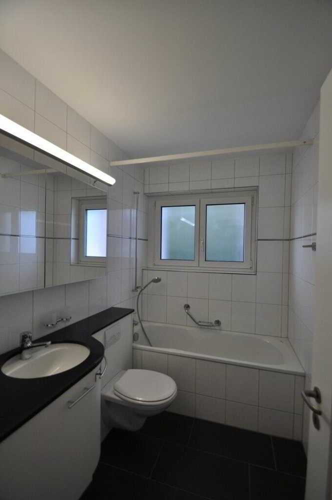 Appartement 3 pièces à louer à Wettingen - image 1/4