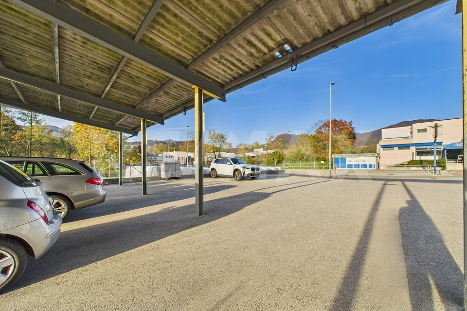 Ufficio & Commercio di null locali in vendita a Genestrerio - immagine 1/4