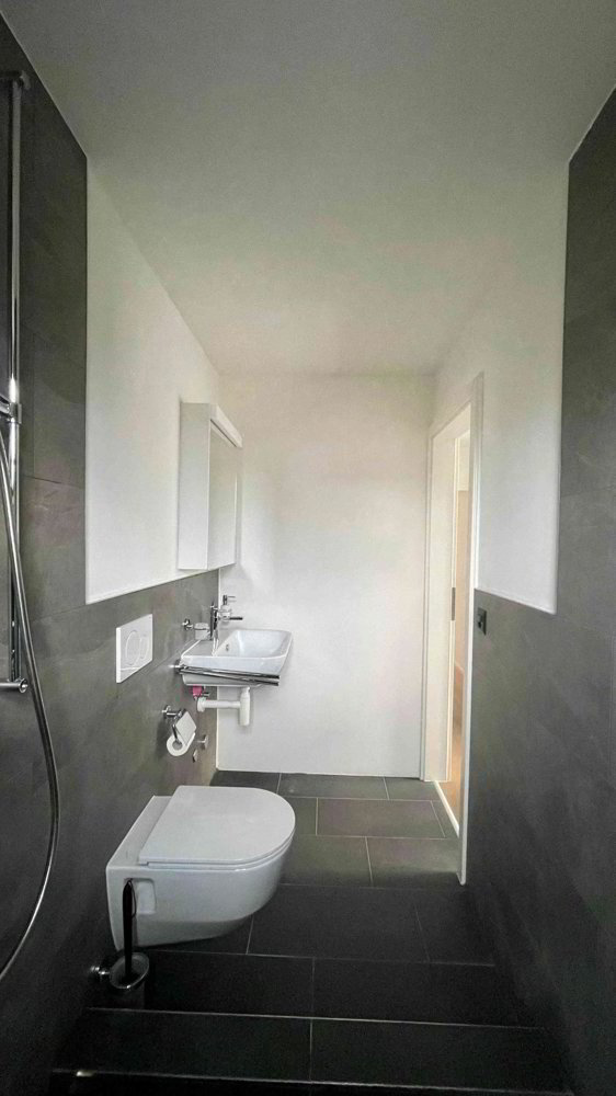 1.5 Zimmer Wohnung zu vermieten in Mollis - Bild 1/9