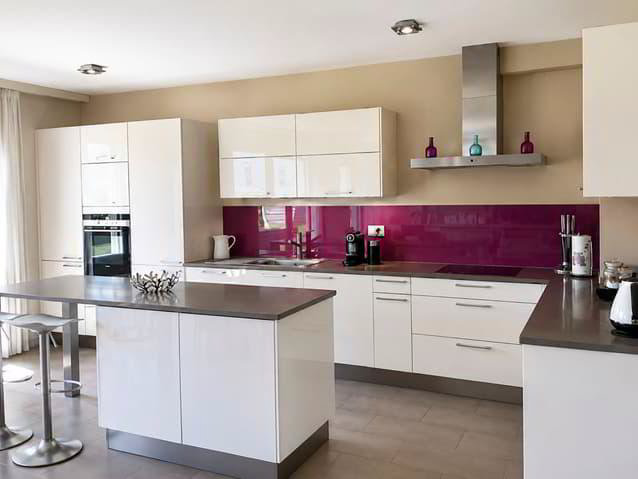 6 rooms Apartment for rent in Satigny - image 1/3