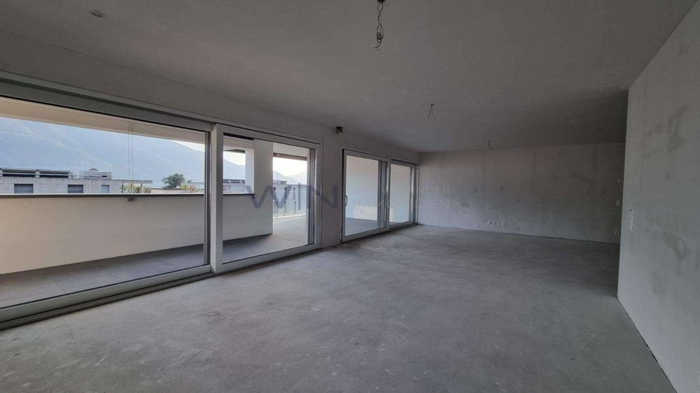 Appartement 4 pièces à acheter à Minusio - image 1/6