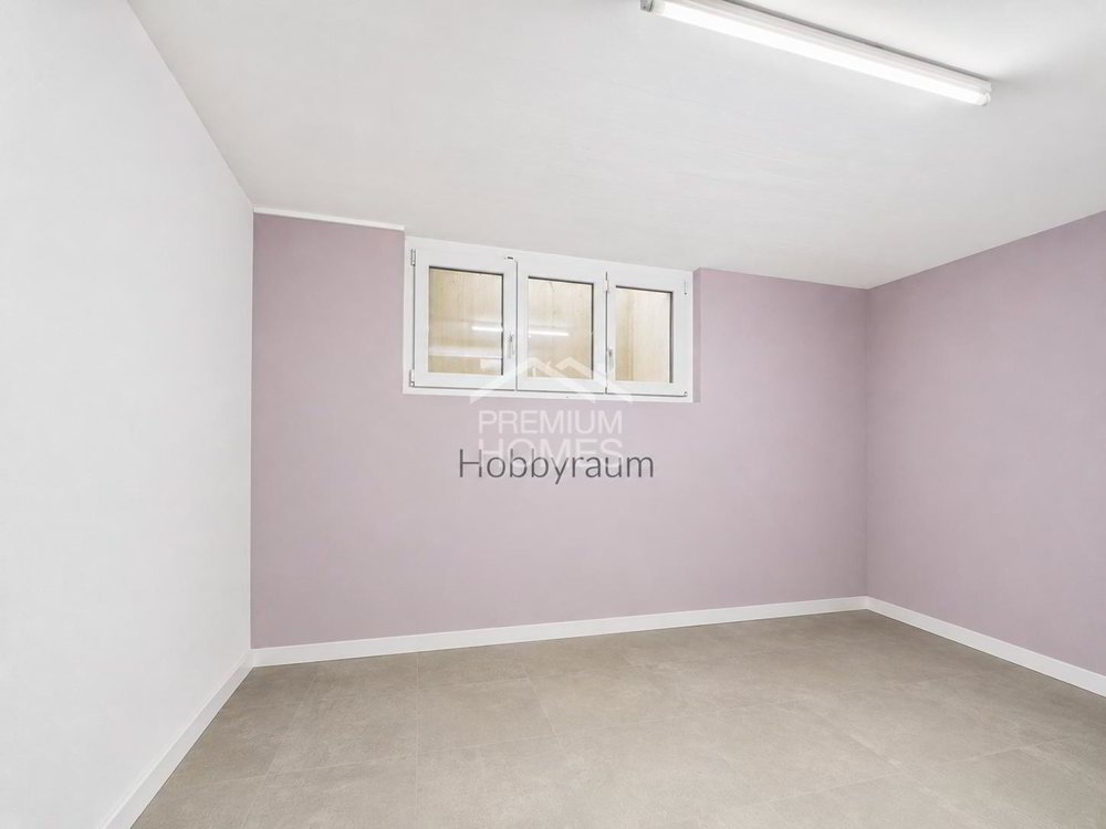 Casa di 6 locali in vendita a Steffisburg - immagine 1/12