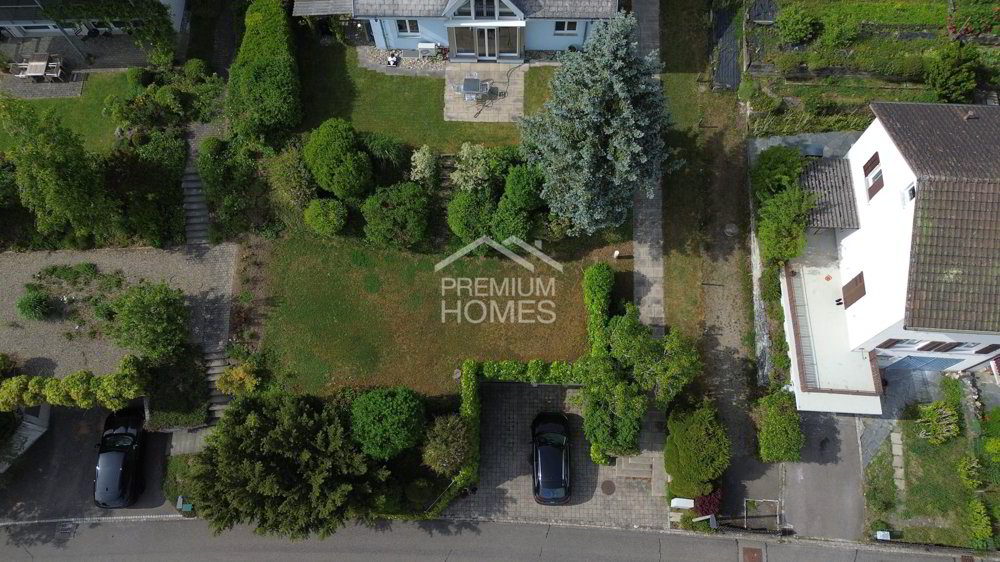 Casa di 5 locali in vendita a Uhwiesen - immagine 1/3