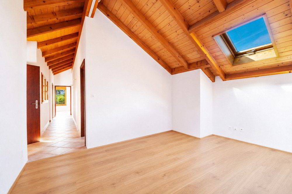 Casa di 9 locali in vendita a Brent - immagine 1/13