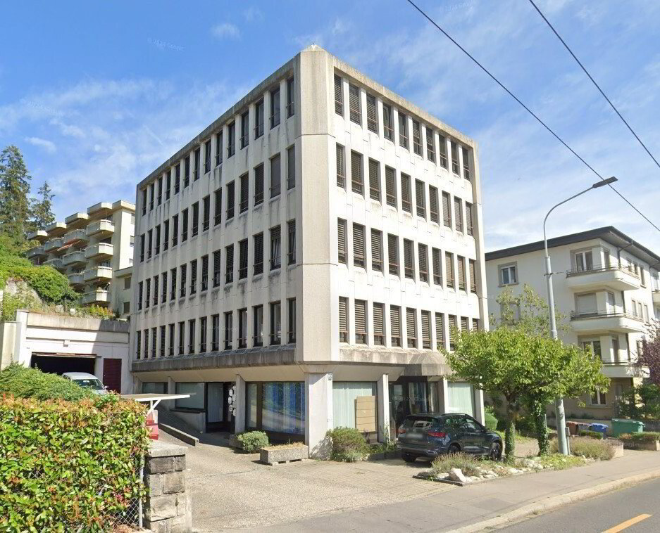 null rooms Car park, garage for rent in Lausanne - image 1/1