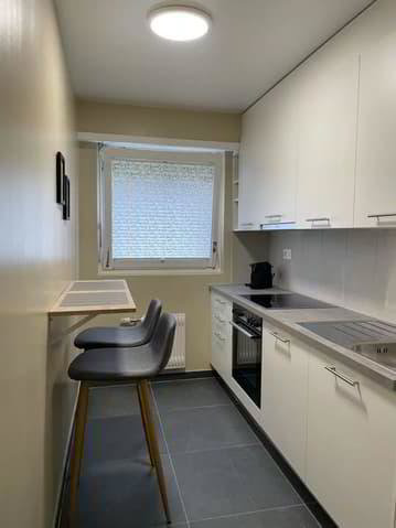 Appartement 2 pièces à louer à Clarens - image 1/9