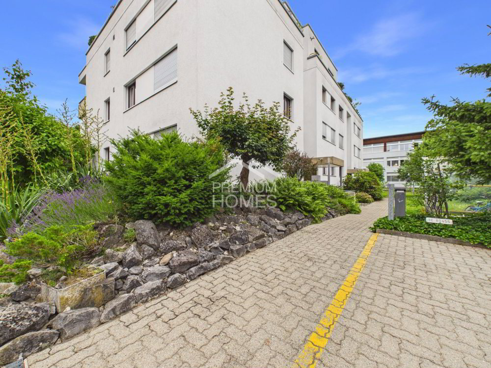 Appartamento di 5 locali in vendita a Lyss - immagine 1/9