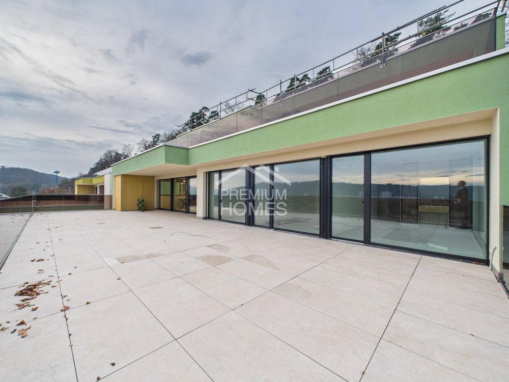 Casa di 4 locali in vendita a Umiken - immagine 1/8