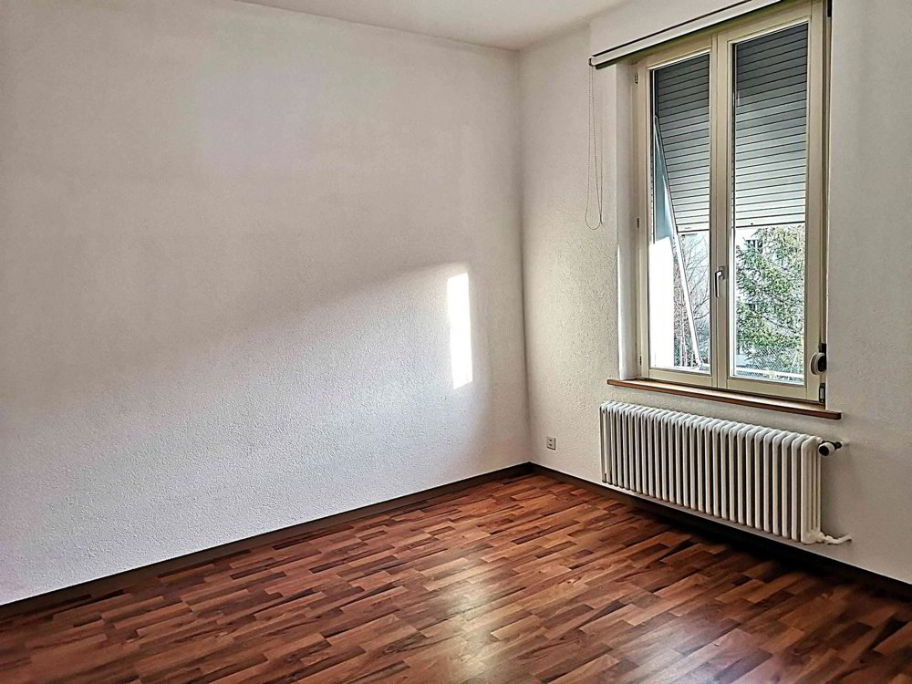 Casa di 10 locali in vendita a Reconvilier - immagine 1/11