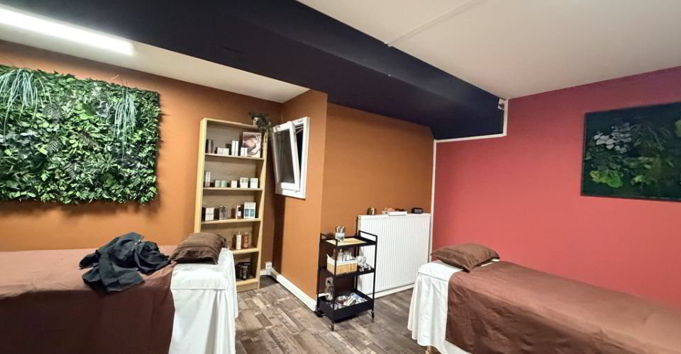 Bureau & Commerce null pièces à louer à Montreux - image 1/6