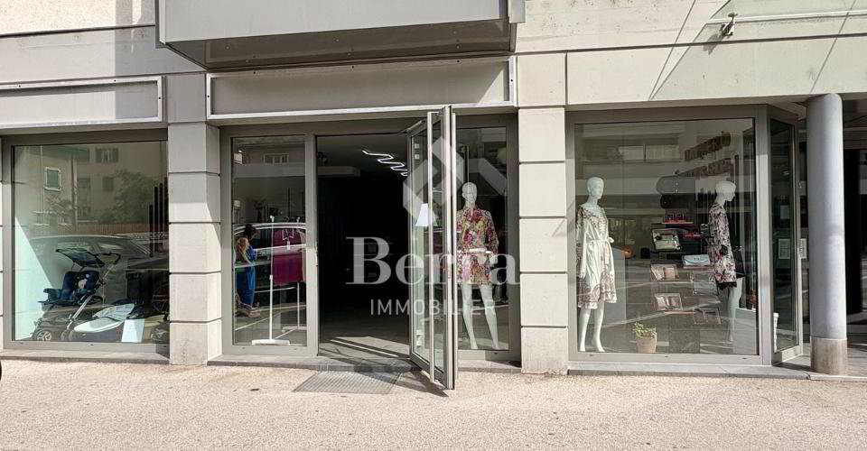 null rooms Office & Commercial for rent in Siders - image 1/10