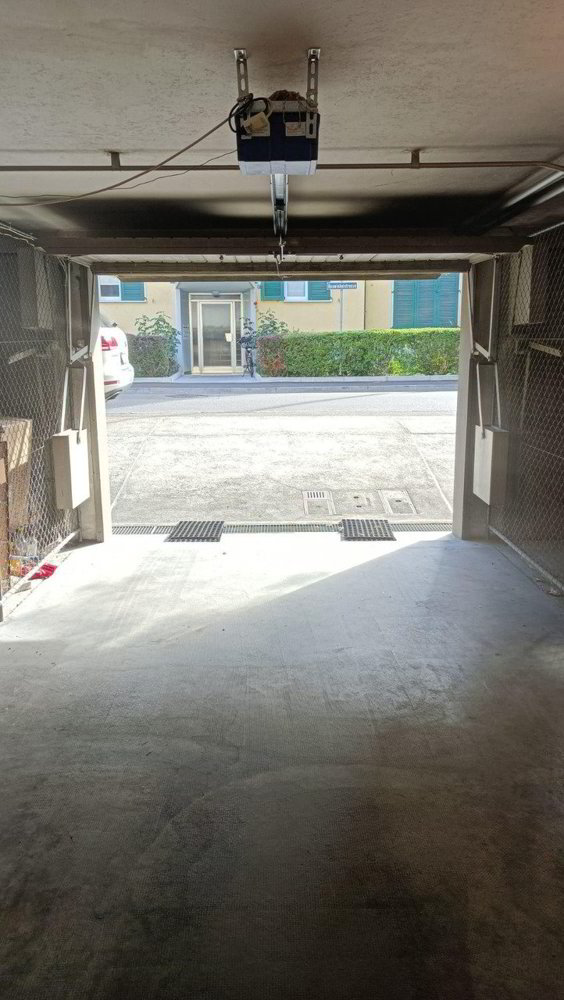null rooms Car park, garage for rent in Allschwil - image 1/3