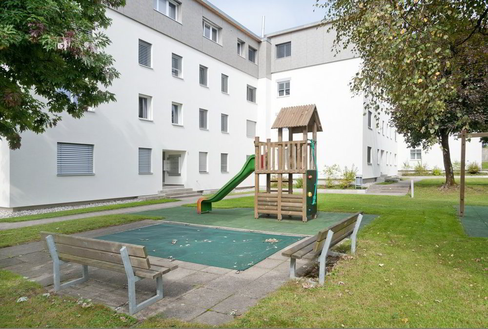 Appartement 4 pièces à louer à Bellach - image 1/6