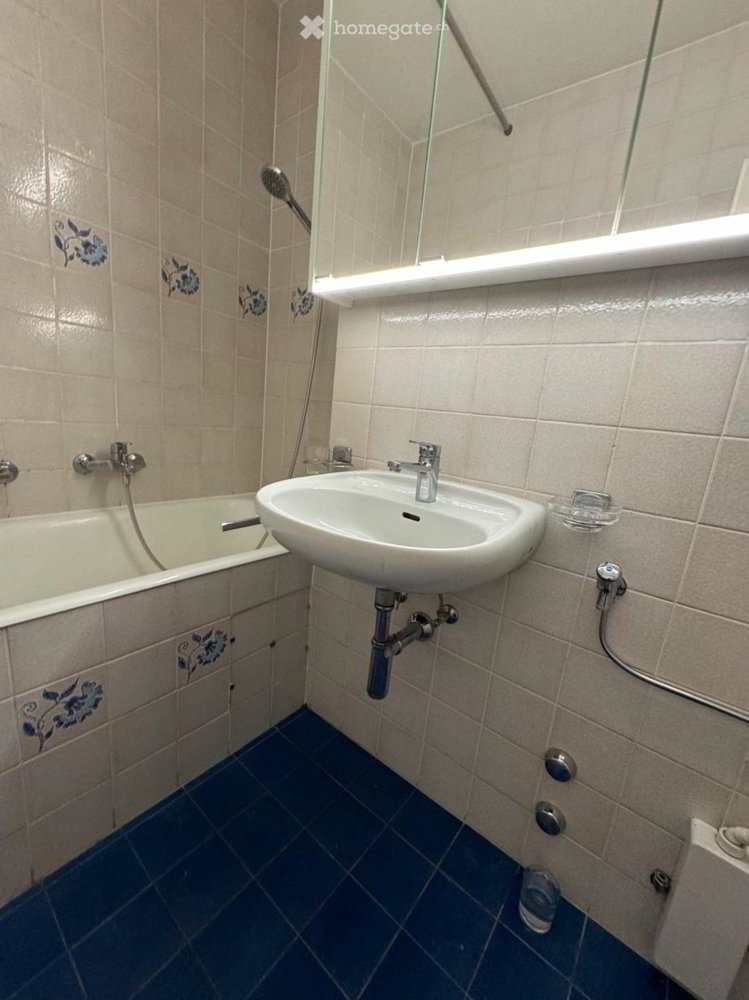 5 Zimmer Wohnung zu vermieten in La Croix-de-Rozon - Bild 1/5