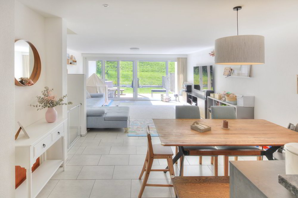 5.5 Zimmer Haus zum verkaufen in Galgenen - Bild 1/2