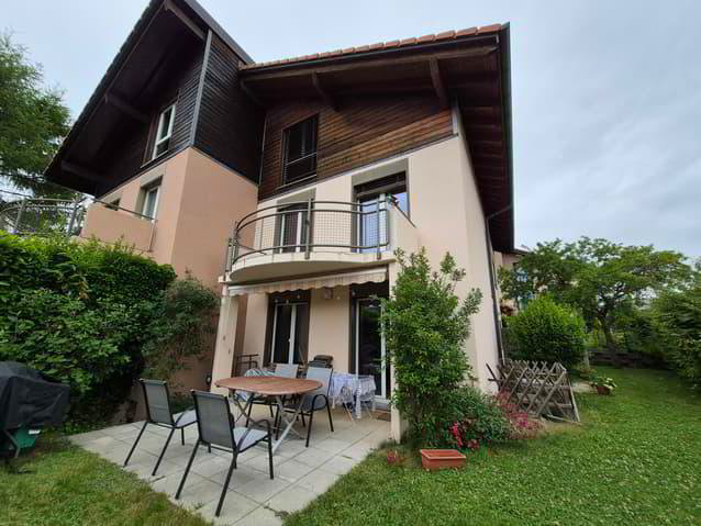 Villa mitoyenne de 6,5 pièces, env. 186 m2