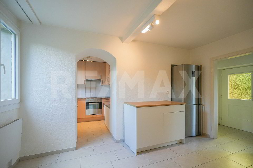 Casa di 3 locali in vendita a Frick - immagine 1/13
