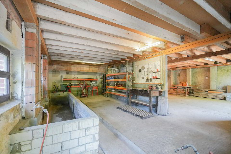 Casa di 5 locali in vendita a Ittenthal - immagine 1/13