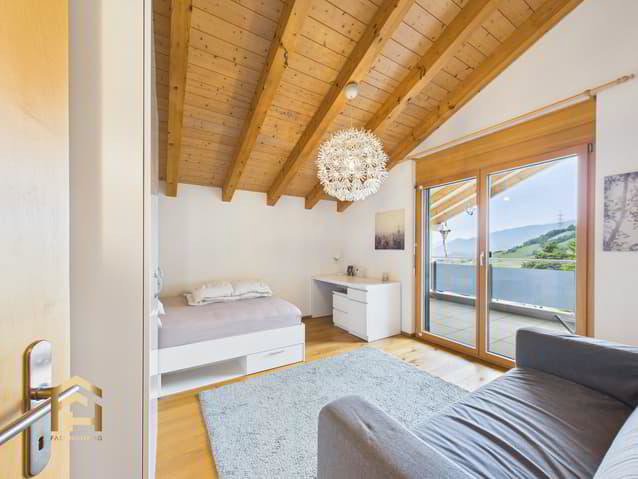 6.5 rooms House to buy in Varen - image 1/13