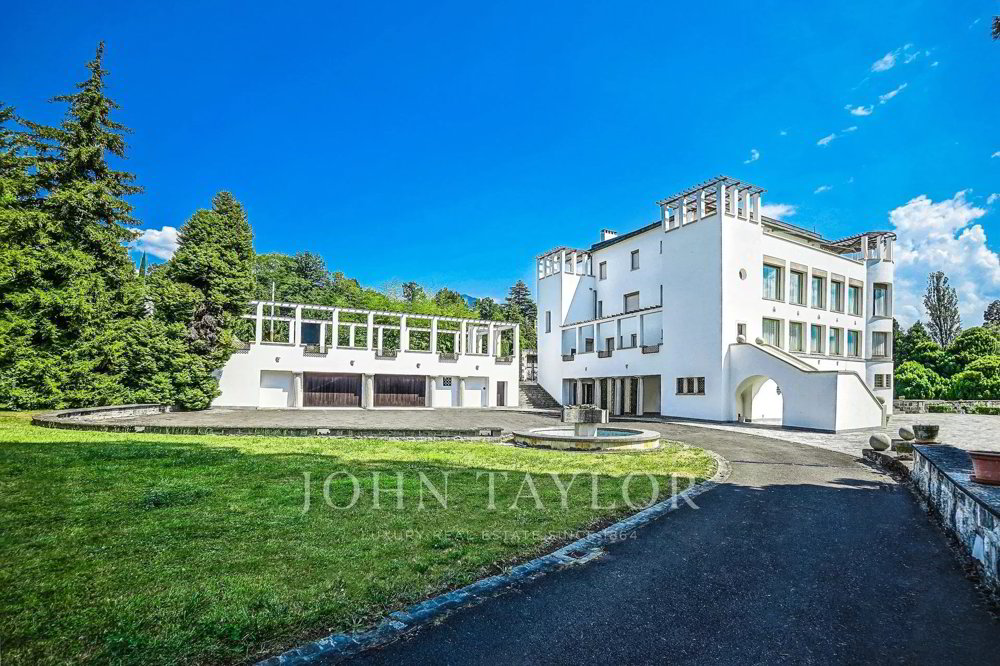 20 Zimmer Haus zum verkaufen in Montreux - Bild 1/12