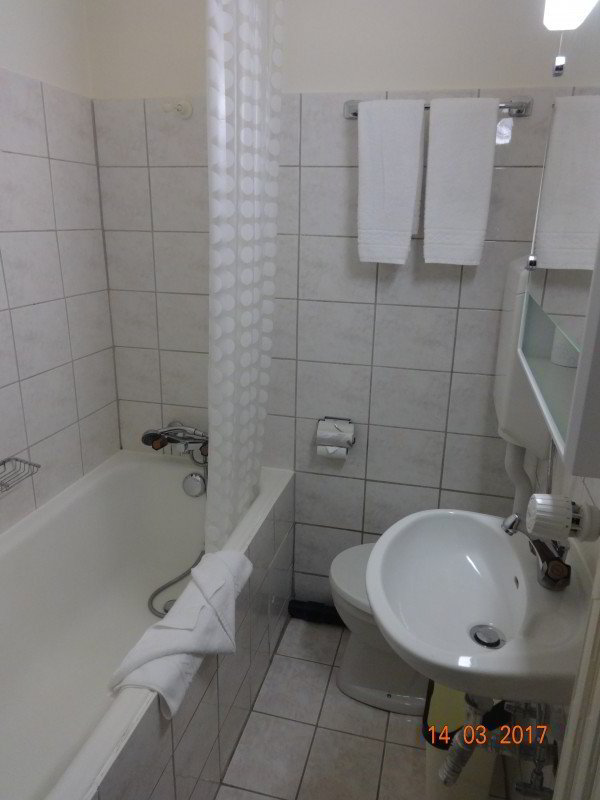 1 Zimmer Wohnung zu vermieten in Genève - Bild 1/3