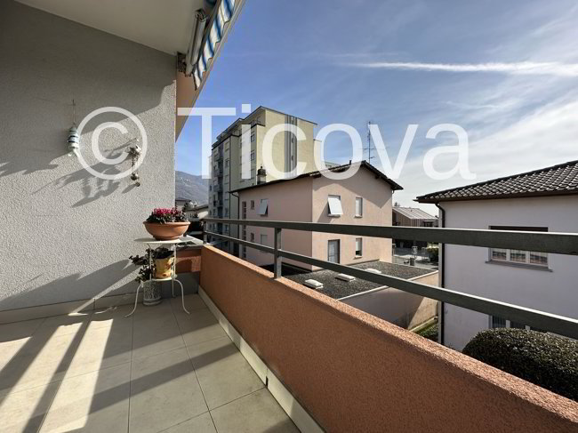 Appartement 5 pièces à acheter à Balerna - image 1/8