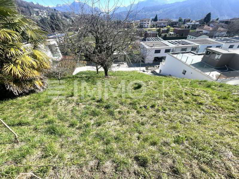 Terreno di null locali in vendita a Pura - immagine 1/5