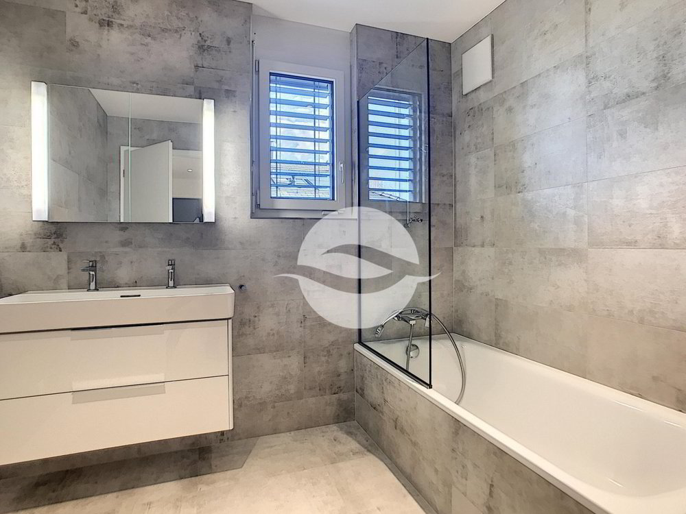7 Zimmer Haus zu vermieten in Mies - Bild 1/13